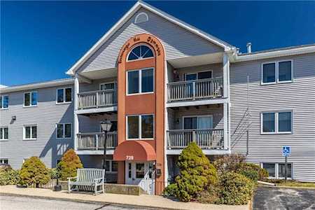 728 Beverage Hill Ave #12 Pawtucket, RI 02861