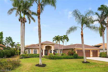 28472 Del Lago Way Bonita Springs, FL 34135