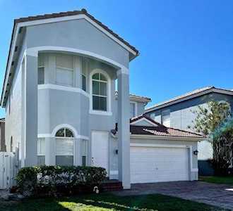 3818 SW 50th Ct Fort Lauderdale, FL 33312
