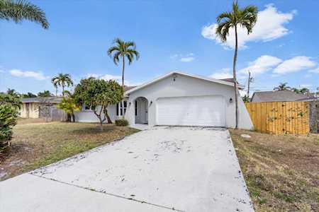 130 W Arch Drive Lake Worth, FL 33467