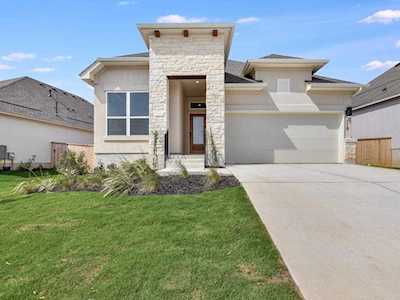118 Cibolo Creek LOOP Bastrop, TX 78602