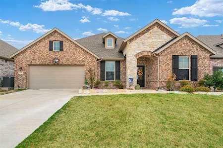 2508 Lakeside Drive Aubrey, TX 76227