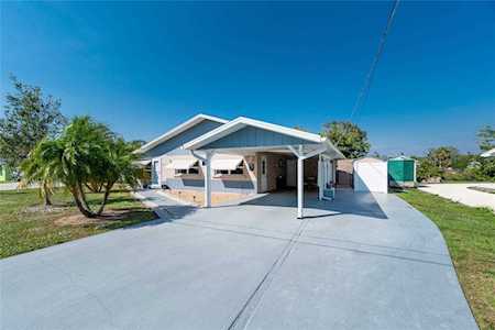 1560 David PLACE Englewood, FL 34223