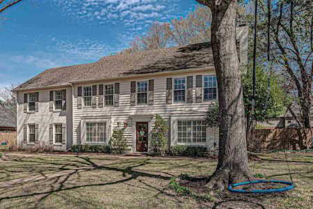 1978 Mt Repose Dr Germantown, TN 38139