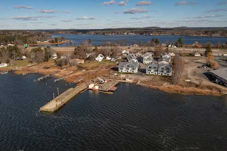 6 Little Bay Dr Dover, NH 03820