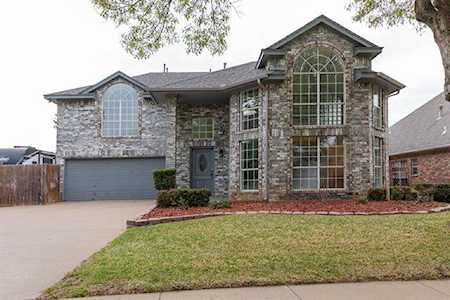 3317 Willow Creek Way Bedford, TX 76021