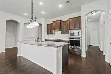 312 Cattlemans Trail Saginaw, TX 76131