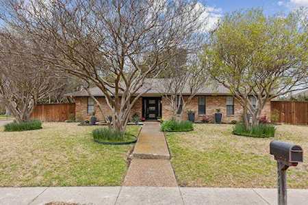 1901 Sussex Drive Carrollton, TX 75007