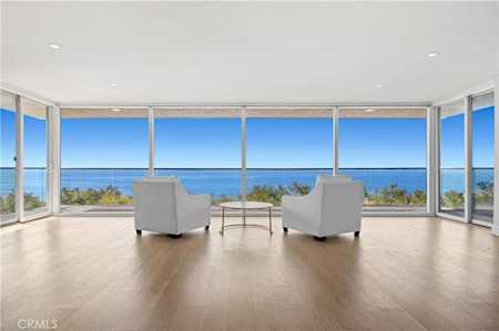 567 Dunnegan Place Laguna Beach, CA 92651