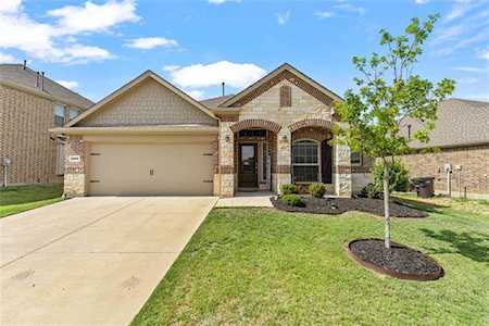 9340 Flying Eagle Lane Fort Worth, TX 76131