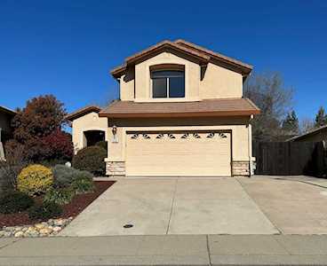 302 Hinds Way Folsom, CA 95630