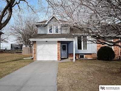 1306 Edgewood Blvd Papillion, NE 68046