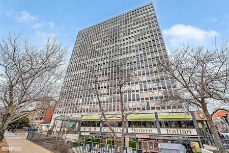 444 W Fullerton Parkway #2004 Chicago, IL 60614