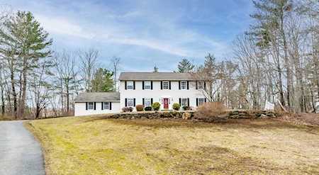 8 Governor Fairbanks Road Brimfield, MA 01010