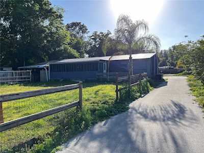 6409 Woodsman Dr Wesley Chapel, FL 33544