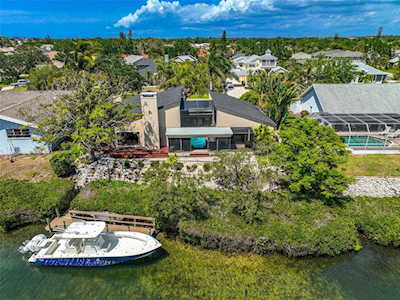513 S Creek Dr Osprey, FL 34229