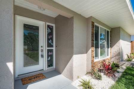 9886 121st St Seminole, FL 33772