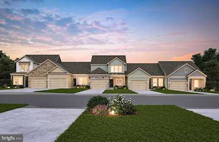 21529 Cole Mountain Terrace Sterling, VA 20164