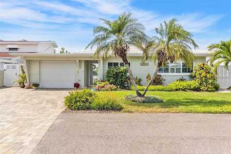 230 176th Terrace Dr E Redington Shores, FL 33708
