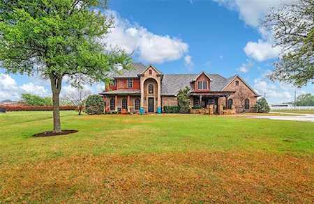 901 Morton Hill Lane Haslet, TX 76052