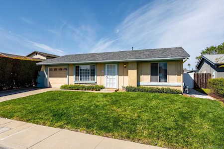 10168 Baroness Ave San Diego, CA 92126