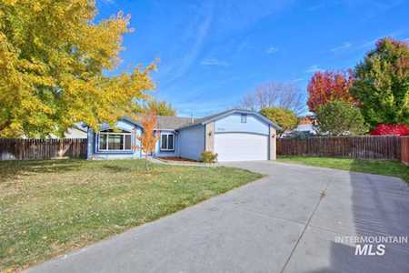 5326 S Paintbrush Pl Boise, ID 83716