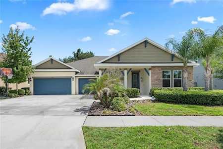 6323 Knob Tree Dr Lithia, FL 33547