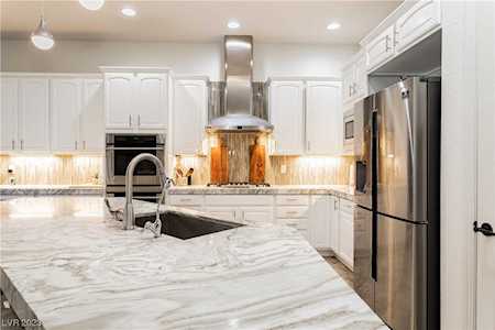 7271 Summer Duck Way North Las Vegas, NV 89084