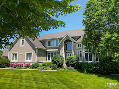 3572 Scottsdale Circle Naperville, IL 60564