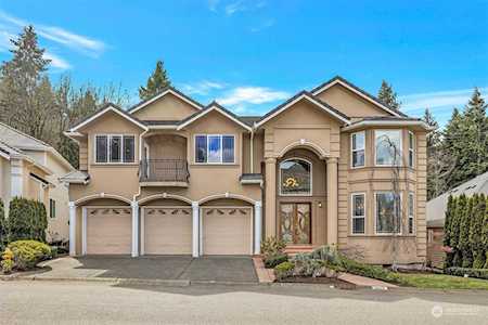 8213 154th Ave SE Newcastle, WA 98059