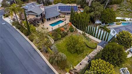 10402 Travertine Place North Tustin, CA 92705
