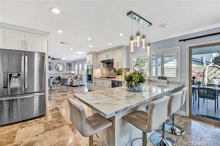 8681 Palos Verdes Avenue Westminster, CA 92683