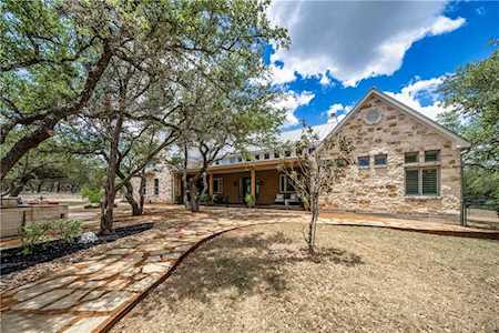 311 Carrol LN Dripping Springs, TX 78620