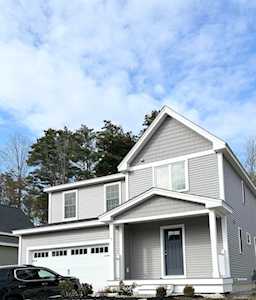 Lot 14 Copley Commons Dr Dover, NH 03820