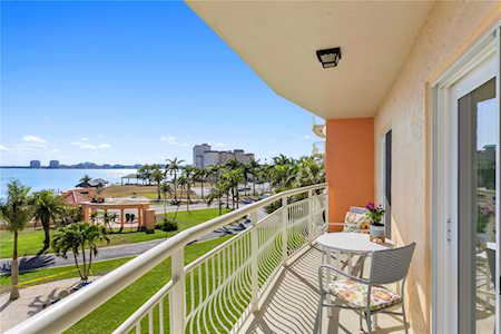 4900 Brittany Dr S #408 St. Petersburg, FL 33715