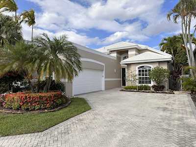 16720 Colchester Court Delray Beach, FL 33484