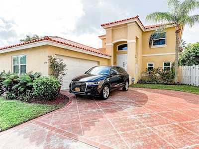 6594 Geneva Street Lake Worth, FL 33467