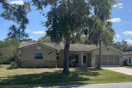 8248 Old Post Rd Port Richey, FL 34668