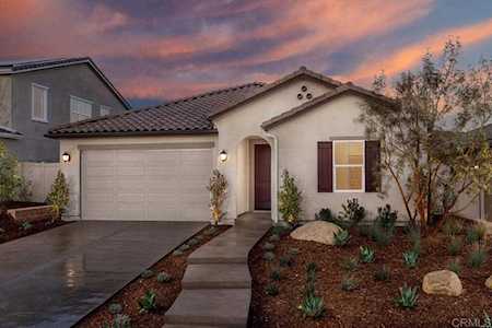 1035 Piedmont Rd San Marcos, CA 92069