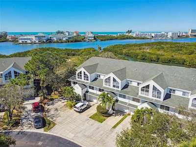 9872 Indian Key Trl #63 Seminole, FL 33776