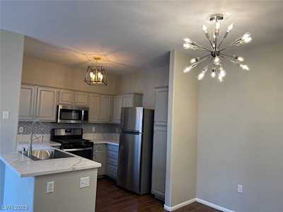 855 N Stephanie St #1014 Henderson, NV 89014
