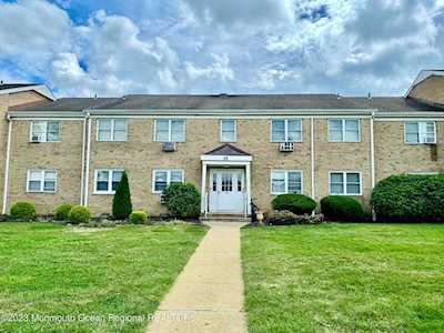 35 Manchester Ct #B Freehold, NJ 07728