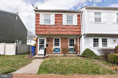 17 Pearl Burlington, NJ 08016