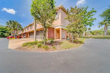 997 Aussi Ct Tarpon Springs, FL 34689