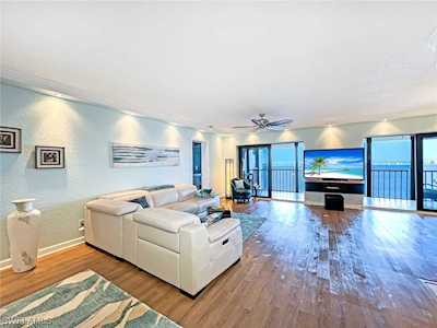 1925 Clifford St #903 Fort Myers, FL 33901