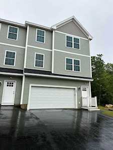 Unit 9 Timber Ridge Dr Nottingham, NH 03290