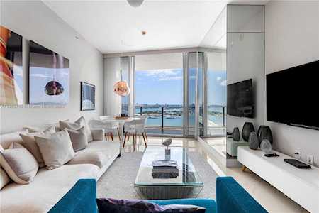 1100 Biscayne Blvd #3203 Miami, FL 33132
