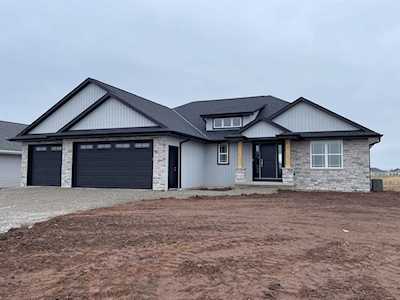 2615 Willow Grove Ln Green Bay, Village of Bellevue, WI 54311
