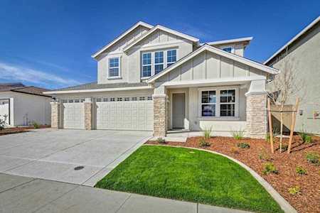 1729 Wadsworth Circle Roseville, CA 95747