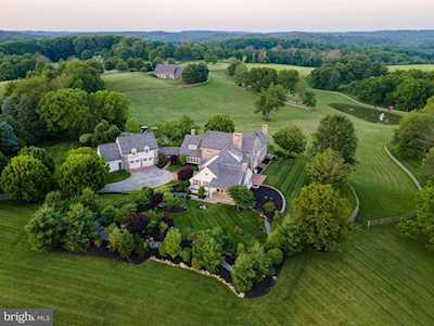 355 Fairview Rd Coatesville, PA 19320